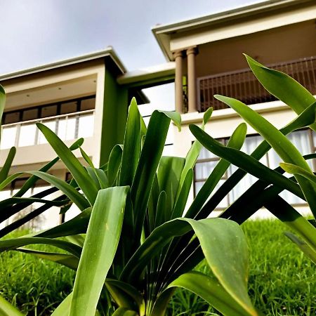 Uzuri Lifestyle Villa Port Saint Johnʼs Екстериор снимка