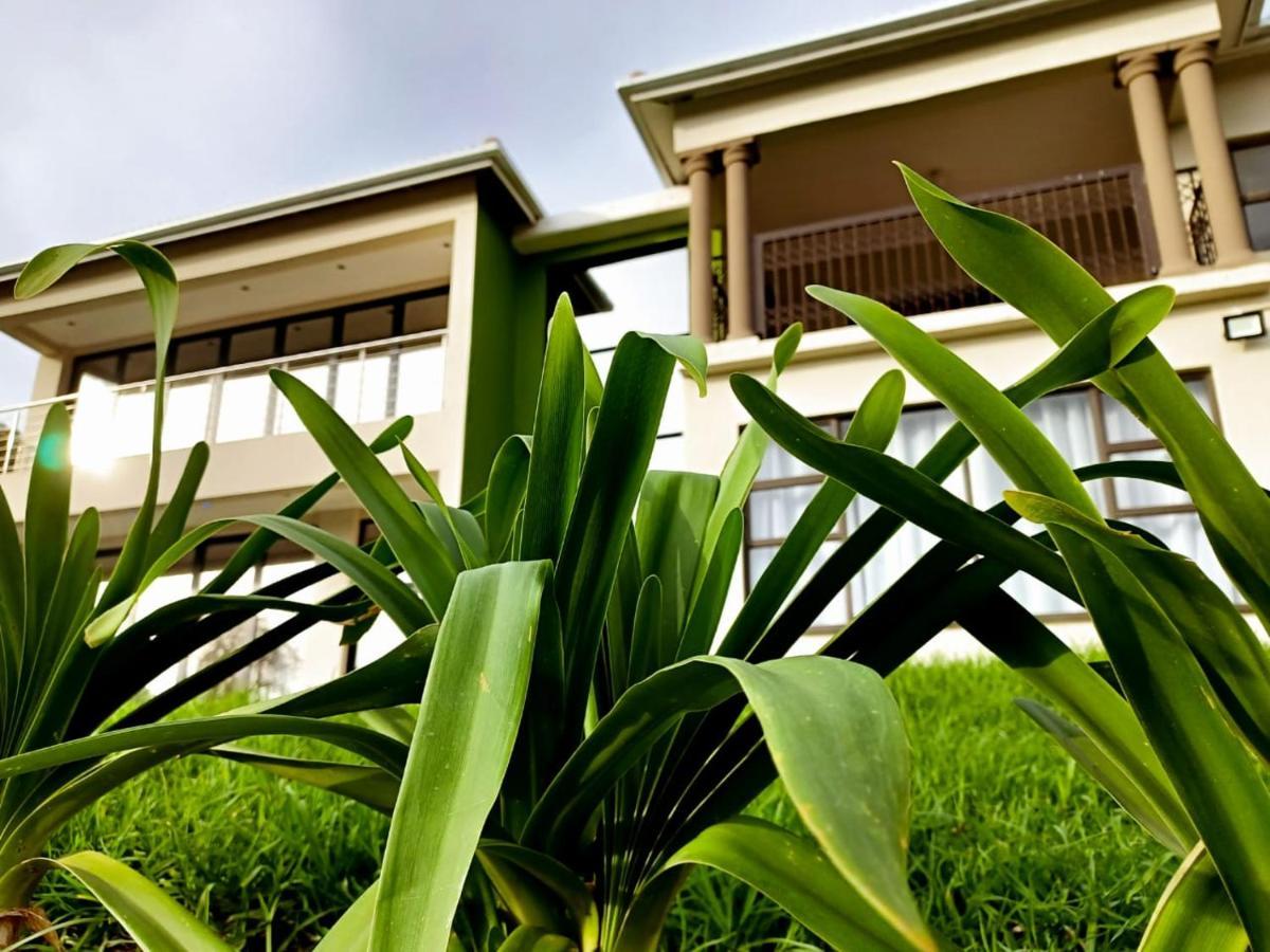 Uzuri Lifestyle Villa Port Saint Johnʼs Екстериор снимка