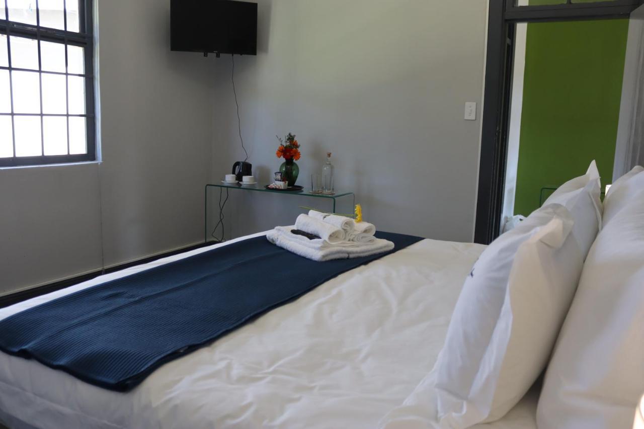 Uzuri Lifestyle Villa Port Saint Johnʼs Екстериор снимка