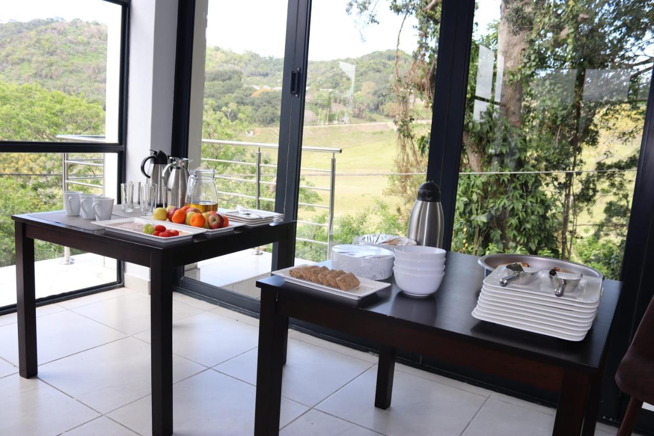 Uzuri Lifestyle Villa Port Saint Johnʼs Екстериор снимка
